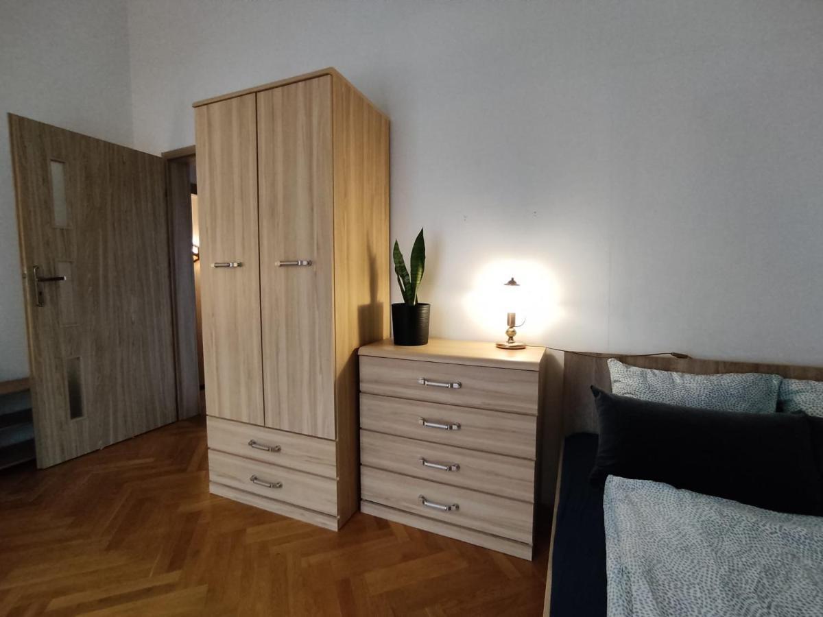 Classic Apartament Metro Kabaty วอร์ซอ ภายนอก รูปภาพ