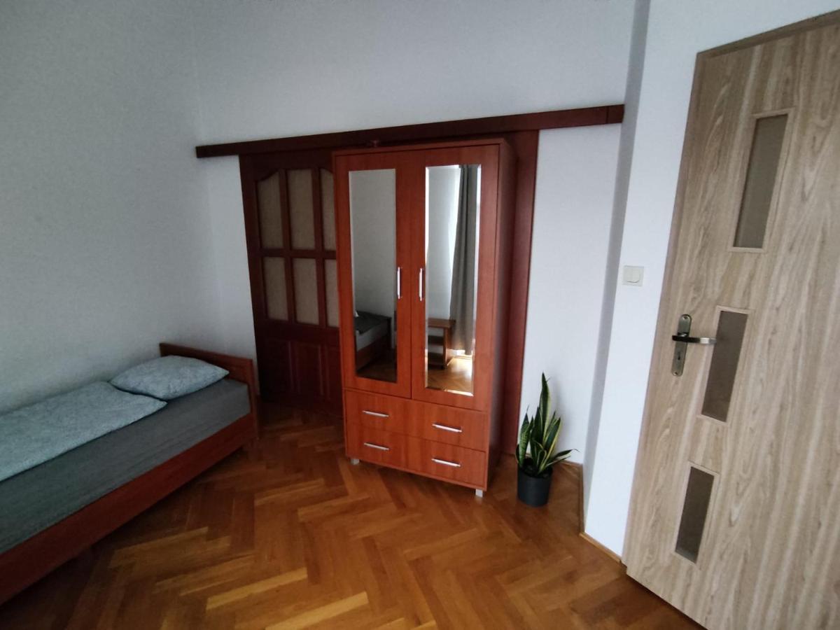 Classic Apartament Metro Kabaty วอร์ซอ ภายนอก รูปภาพ